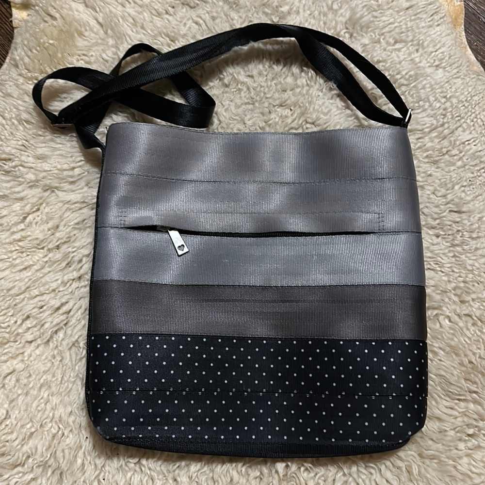 Harvey’s streamline crossbody gray and black - seatbelt bag